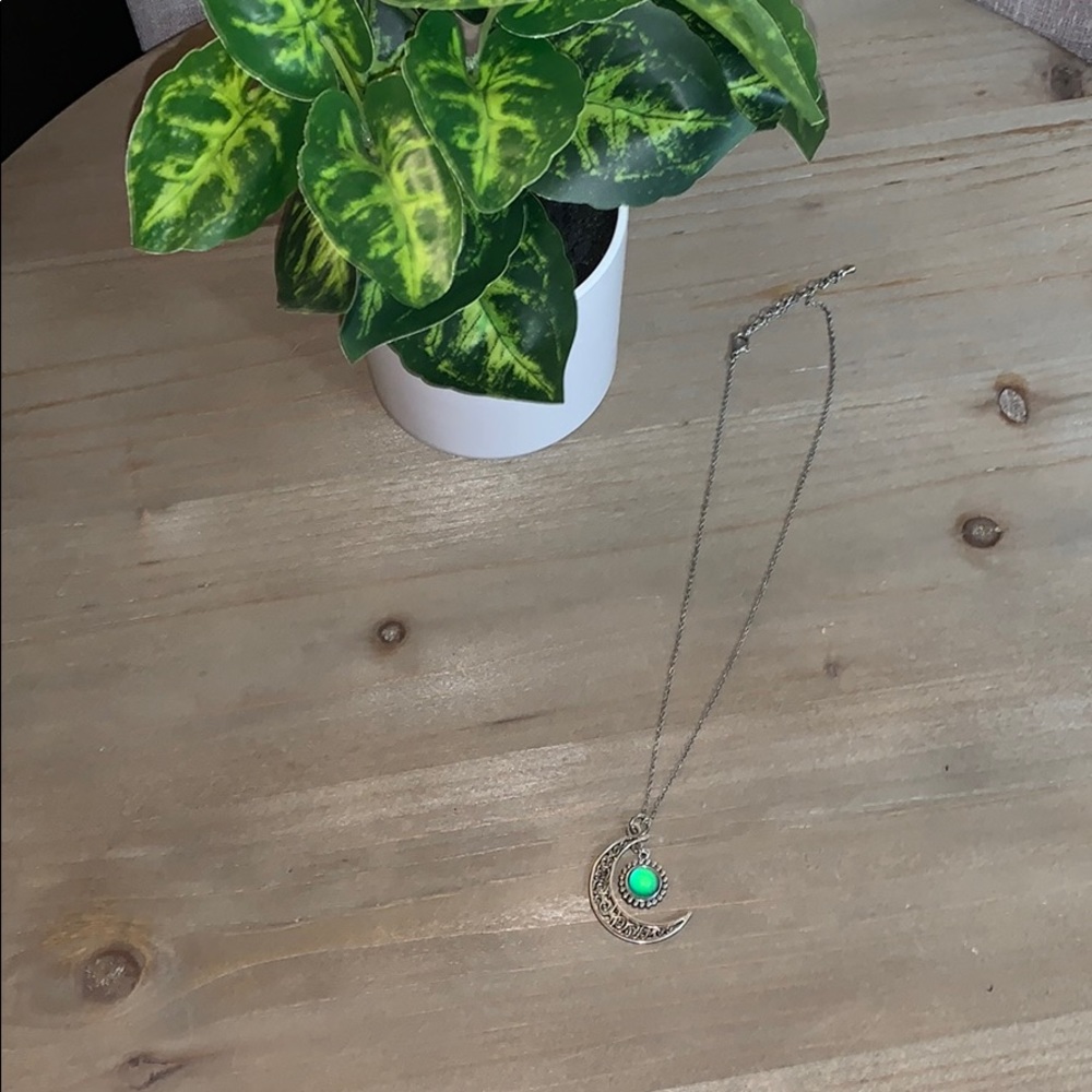 Mood Necklace